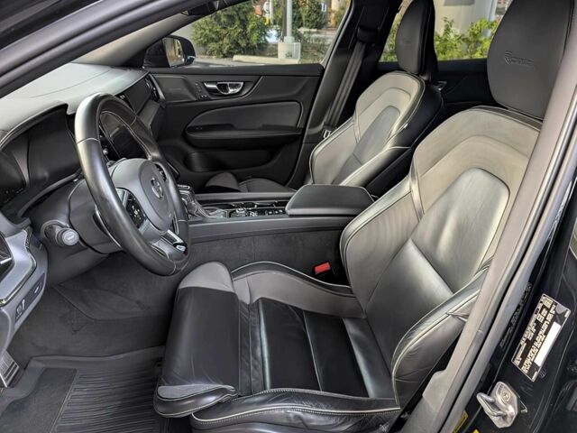 Черный Вольво B60, объемом двигателя 2 л и пробегом 35 тыс. км за 5500 $, фото 8 на Automoto.ua