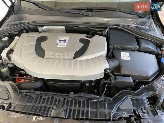 Коричневый Вольво B60, объемом двигателя 2.4 л и пробегом 261 тыс. км за 14999 $, фото 58 на Automoto.ua