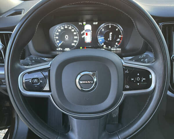 Коричневый Вольво B60, объемом двигателя 2 л и пробегом 184 тыс. км за 19800 $, фото 31 на Automoto.ua