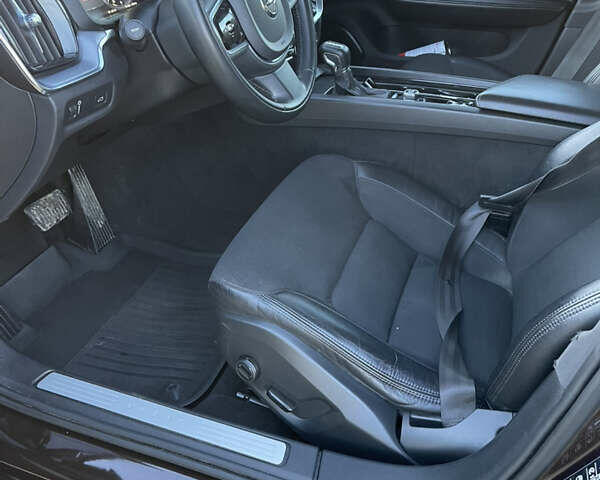 Коричневый Вольво B60, объемом двигателя 2 л и пробегом 184 тыс. км за 19800 $, фото 21 на Automoto.ua