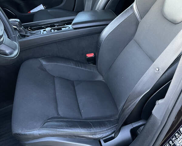 Коричневый Вольво B60, объемом двигателя 2 л и пробегом 184 тыс. км за 19800 $, фото 22 на Automoto.ua