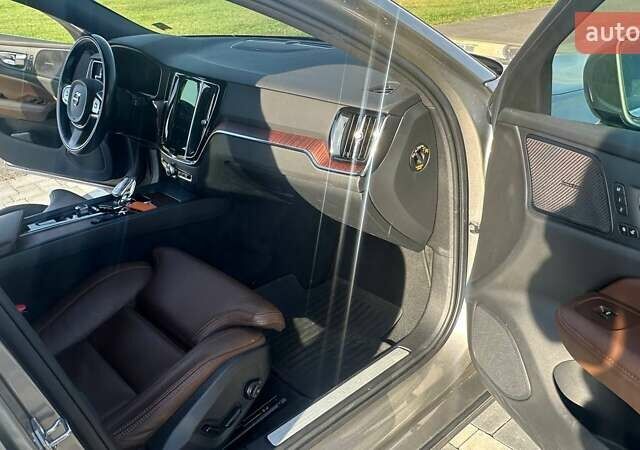 Коричневый Вольво B60, объемом двигателя 1.97 л и пробегом 129 тыс. км за 26200 $, фото 14 на Automoto.ua