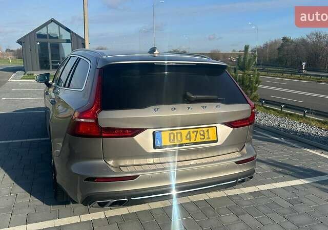 Коричневый Вольво B60, объемом двигателя 1.97 л и пробегом 129 тыс. км за 26200 $, фото 4 на Automoto.ua