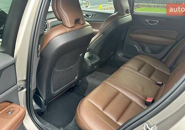 Вольво B60 2021 в Ровно на Automoto.ua Коричневый Вольво B60, объемом двигателя 1.97 л и пробегом 129 тыс. км за 26200 $, фото 12 на Automoto.ua