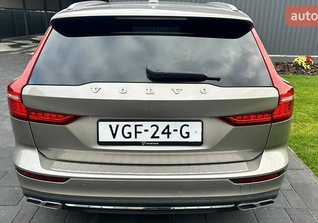 Вольво B60 2021 в Ровно на Automoto.ua Коричневый Вольво B60, объемом двигателя 1.97 л и пробегом 129 тыс. км за 26200 $, фото 5 на Automoto.ua