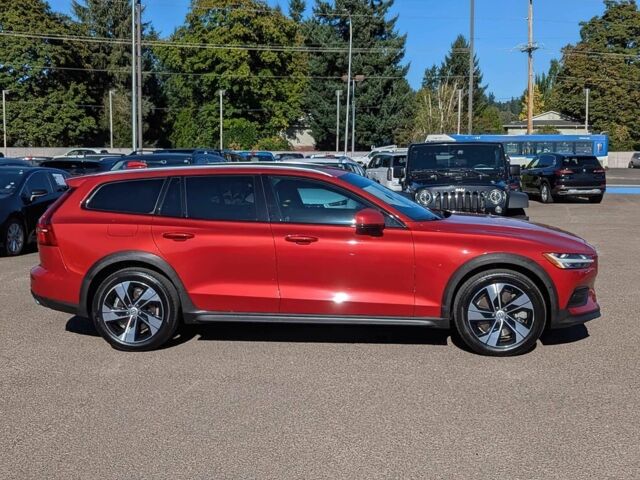 Вольво B60 2020 в Житомире на Automoto.ua Красный Вольво B60, объемом двигателя 2 л и пробегом 32 тыс. км за 14600 $, фото 5 на Automoto.ua
