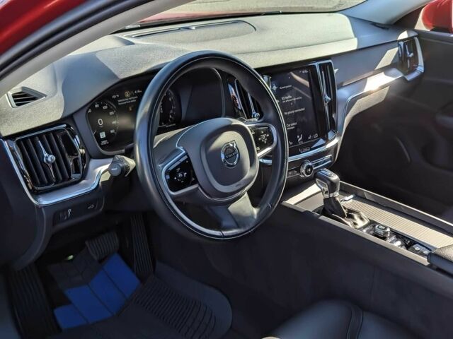 Вольво B60 2020 в Житомире на Automoto.ua Красный Вольво B60, объемом двигателя 2 л и пробегом 32 тыс. км за 14600 $, фото 11 на Automoto.ua