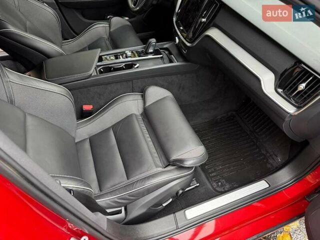 Красный Вольво B60, объемом двигателя 1.97 л и пробегом 62 тыс. км за 32000 $, фото 20 на Automoto.ua