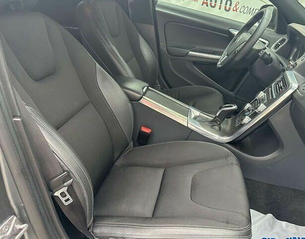 Вольво B60, объемом двигателя 2 л и пробегом 121 тыс. км за 15150 $, фото 8 на Automoto.ua