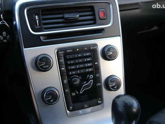 Вольво B60, об'ємом двигуна 1.6 л та пробігом 211 тис. км за 12300 $, фото 20 на Automoto.ua