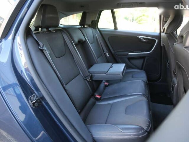 Вольво B60, объемом двигателя 1.6 л и пробегом 211 тыс. км за 12900 $, фото 10 на Automoto.ua