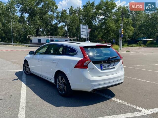 Вольво B60, объемом двигателя 1.6 л и пробегом 220 тыс. км за 11900 $, фото 29 на Automoto.ua