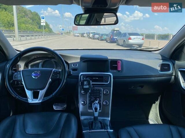 Вольво B60, объемом двигателя 1.6 л и пробегом 220 тыс. км за 11900 $, фото 7 на Automoto.ua