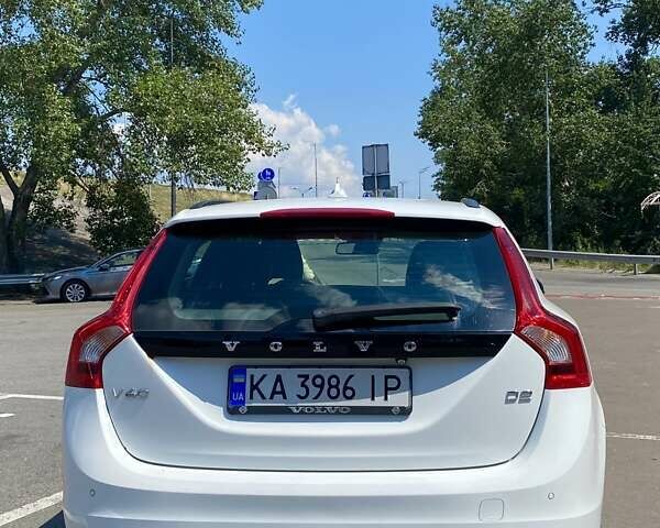Вольво B60, объемом двигателя 1.6 л и пробегом 220 тыс. км за 11900 $, фото 27 на Automoto.ua