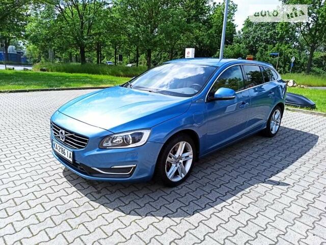 Вольво B60, объемом двигателя 2.4 л и пробегом 294 тыс. км за 15700 $, фото 68 на Automoto.ua