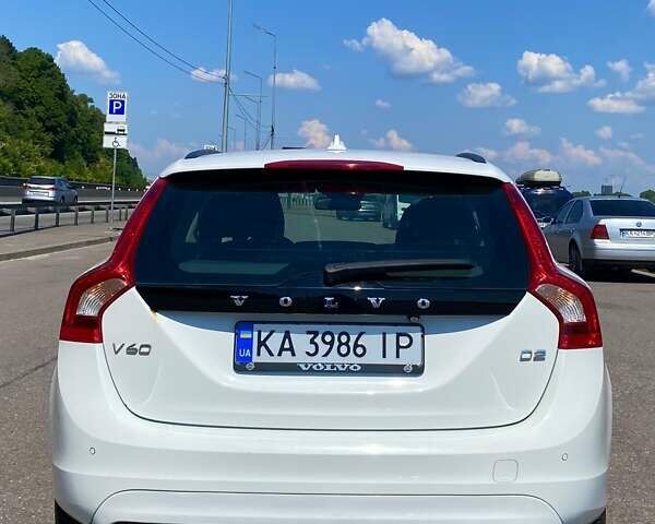 Вольво B60, объемом двигателя 1.6 л и пробегом 220 тыс. км за 11900 $, фото 21 на Automoto.ua