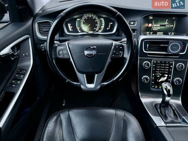 Вольво B60, об'ємом двигуна 1.97 л та пробігом 152 тис. км за 12000 $, фото 21 на Automoto.ua