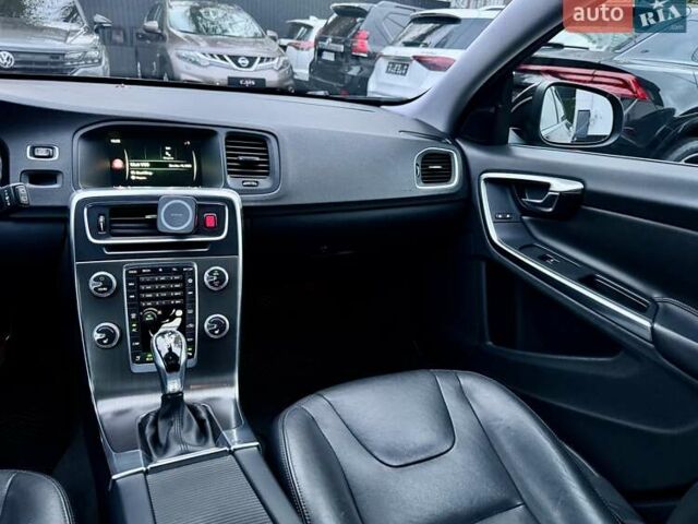 Вольво B60, об'ємом двигуна 1.97 л та пробігом 152 тис. км за 12000 $, фото 20 на Automoto.ua