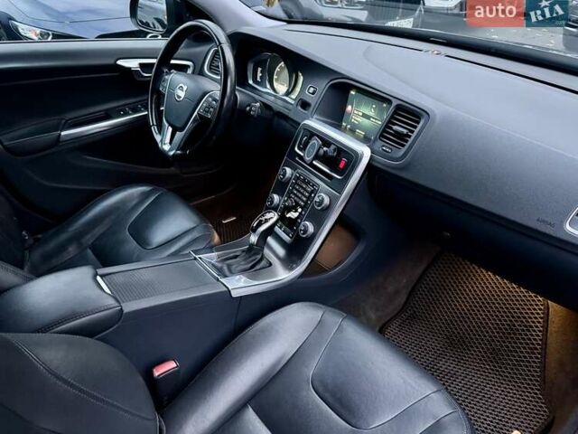 Вольво B60, об'ємом двигуна 1.97 л та пробігом 152 тис. км за 12000 $, фото 14 на Automoto.ua