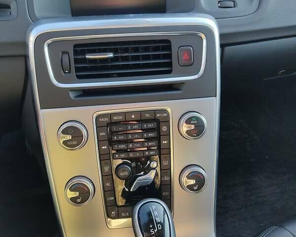 Вольво B60, объемом двигателя 2 л и пробегом 60 тыс. км за 16500 $, фото 18 на Automoto.ua