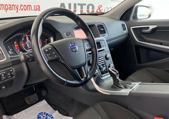 Вольво B60, объемом двигателя 0 л и пробегом 207 тыс. км за 16950 $, фото 5 на Automoto.ua