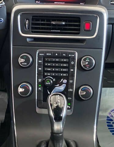 Вольво B60, объемом двигателя 0 л и пробегом 207 тыс. км за 16950 $, фото 18 на Automoto.ua