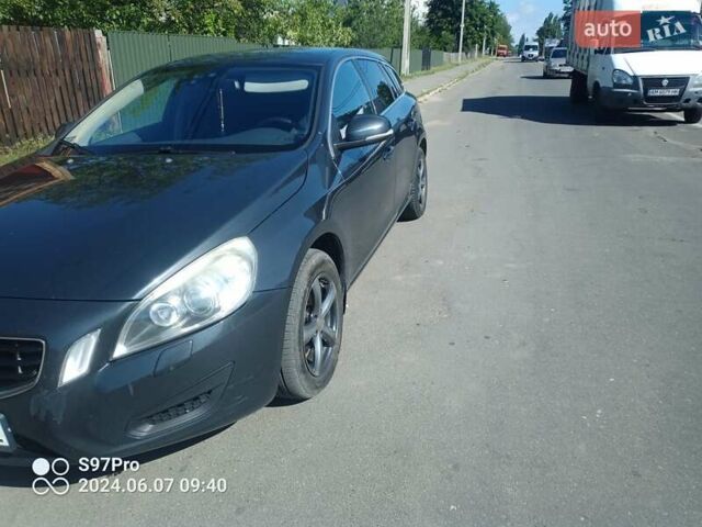 Серый Вольво B60, объемом двигателя 1.98 л и пробегом 450 тыс. км за 8500 $, фото 2 на Automoto.ua