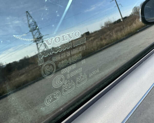 Сірий Вольво B60, об'ємом двигуна 1.56 л та пробігом 271 тис. км за 10300 $, фото 44 на Automoto.ua