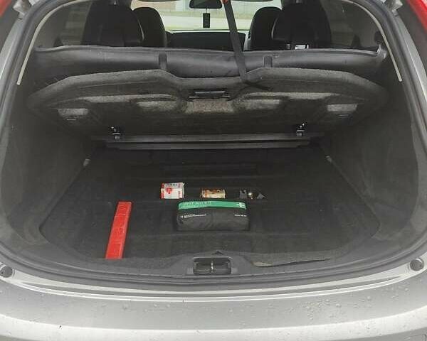 Сірий Вольво B60, об'ємом двигуна 2.4 л та пробігом 375 тис. км за 9500 $, фото 11 на Automoto.ua