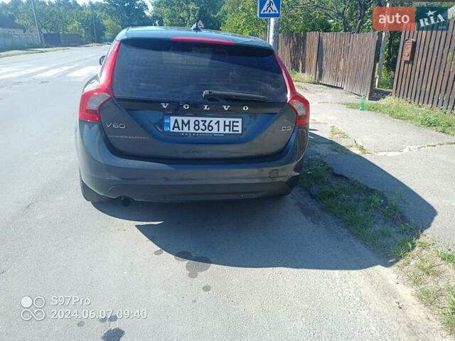 Серый Вольво B60, объемом двигателя 1.98 л и пробегом 450 тыс. км за 8500 $, фото 3 на Automoto.ua