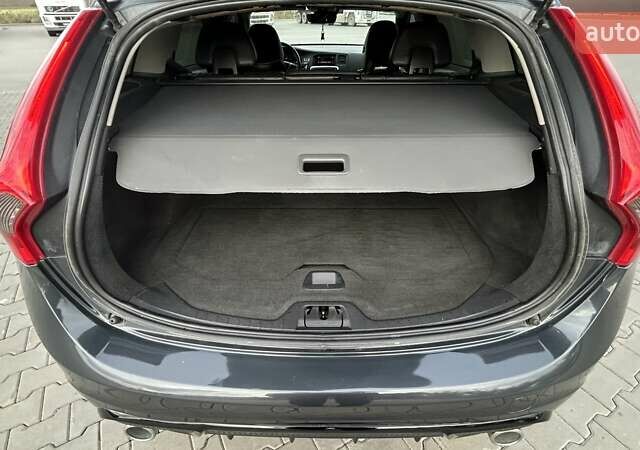 Вольво B60 2011 в Луцке на Automoto.ua Серый Вольво B60, объемом двигателя 1.98 л и пробегом 287 тыс. км за 12500 $, фото 16 на Automoto.ua