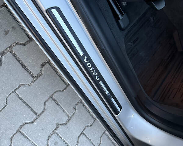 Серый Вольво B60, объемом двигателя 1.56 л и пробегом 302 тыс. км за 9500 $, фото 26 на Automoto.ua