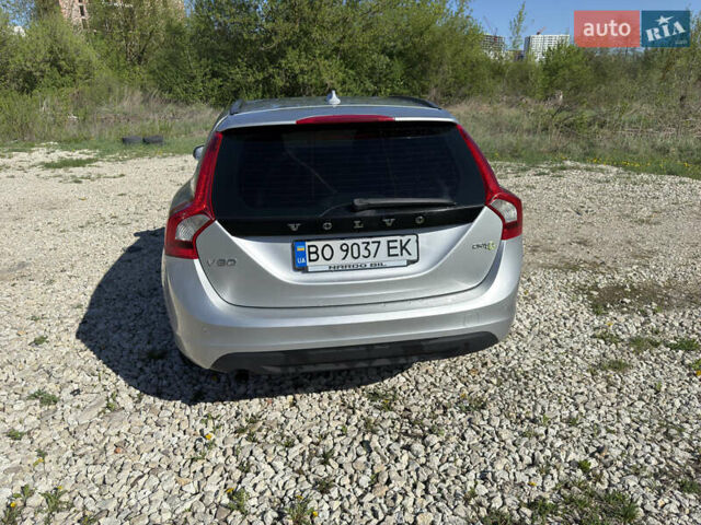 Серый Вольво B60, объемом двигателя 1.56 л и пробегом 298 тыс. км за 9300 $, фото 4 на Automoto.ua