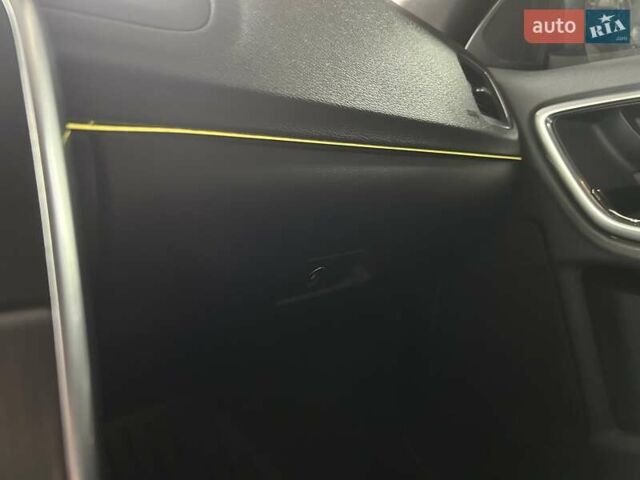 Вольво B60 2011 в Луцке на Automoto.ua Серый Вольво B60, объемом двигателя 1.98 л и пробегом 287 тыс. км за 12500 $, фото 30 на Automoto.ua