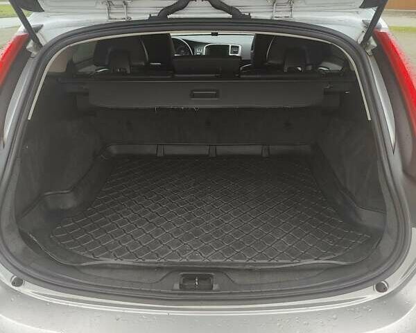 Сірий Вольво B60, об'ємом двигуна 2.4 л та пробігом 375 тис. км за 9500 $, фото 10 на Automoto.ua