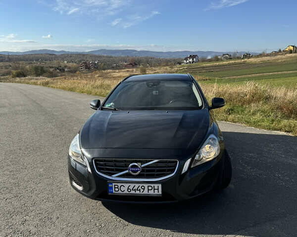 Сірий Вольво B60, об'ємом двигуна 1.56 л та пробігом 271 тис. км за 10300 $, фото 3 на Automoto.ua