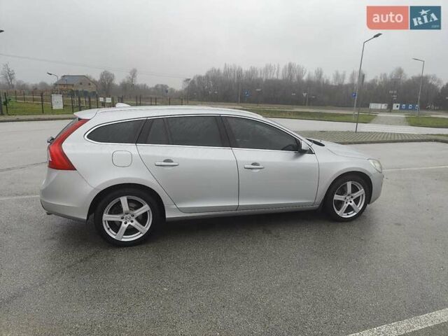 Сірий Вольво B60, об'ємом двигуна 2.4 л та пробігом 375 тис. км за 9500 $, фото 5 на Automoto.ua