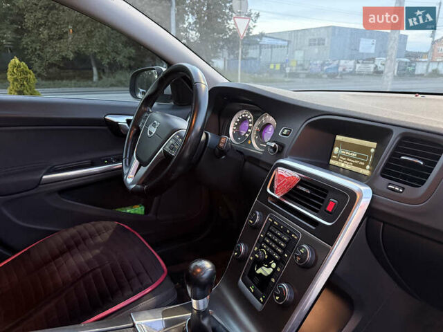 Серый Вольво B60, объемом двигателя 1.56 л и пробегом 302 тыс. км за 9500 $, фото 23 на Automoto.ua