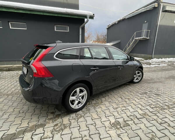 Серый Вольво B60, объемом двигателя 1.98 л и пробегом 254 тыс. км за 10499 $, фото 11 на Automoto.ua