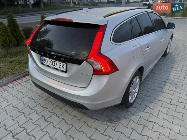 Серый Вольво B60, объемом двигателя 1.56 л и пробегом 302 тыс. км за 9500 $, фото 9 на Automoto.ua