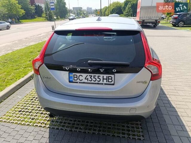 Серый Вольво B60, объемом двигателя 1.56 л и пробегом 212 тыс. км за 9000 $, фото 12 на Automoto.ua