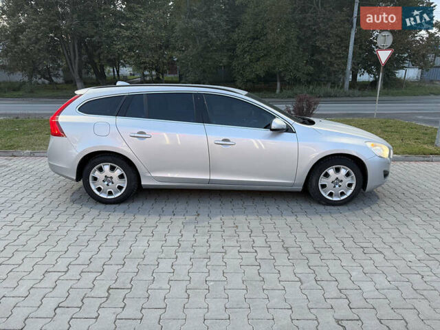 Серый Вольво B60, объемом двигателя 1.56 л и пробегом 302 тыс. км за 9500 $, фото 7 на Automoto.ua