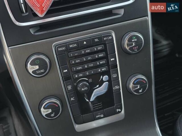 Сірий Вольво B60, об'ємом двигуна 1.6 л та пробігом 298 тис. км за 8888 $, фото 34 на Automoto.ua