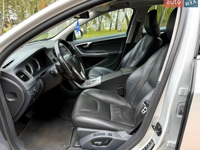 Серый Вольво B60, объемом двигателя 2 л и пробегом 219 тыс. км за 11650 $, фото 22 на Automoto.ua