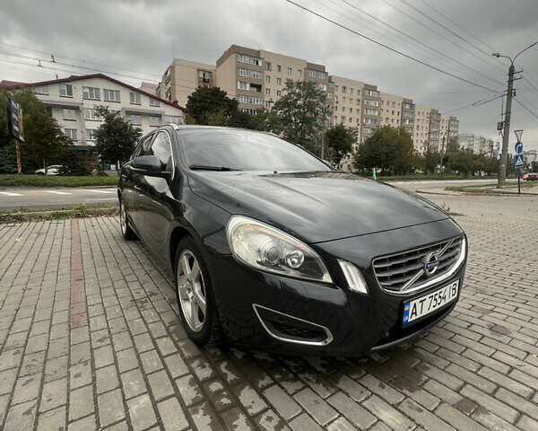 Сірий Вольво B60, об'ємом двигуна 2.4 л та пробігом 350 тис. км за 11450 $, фото 1 на Automoto.ua