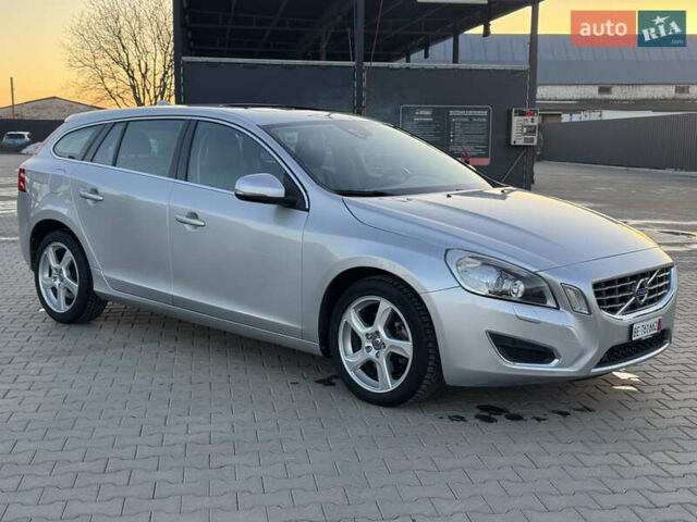 Серый Вольво B60, объемом двигателя 2 л и пробегом 243 тыс. км за 12300 $, фото 13 на Automoto.ua