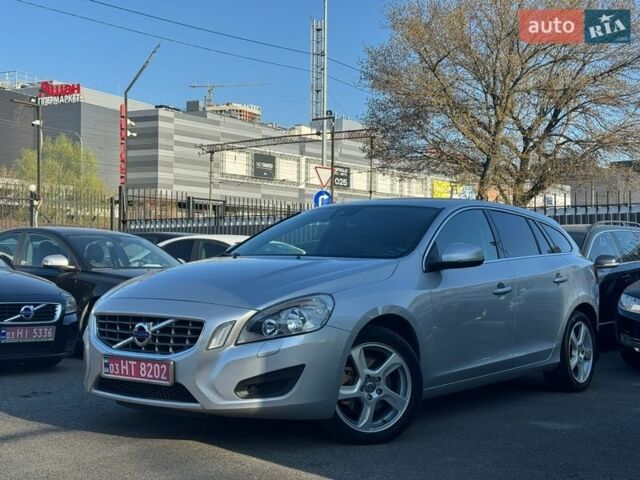 Сірий Вольво B60, об'ємом двигуна 2 л та пробігом 217 тис. км за 12300 $, фото 9 на Automoto.ua