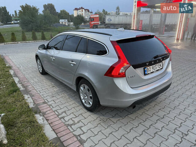 Серый Вольво B60, объемом двигателя 1.56 л и пробегом 302 тыс. км за 9500 $, фото 2 на Automoto.ua