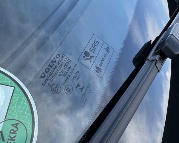 Сірий Вольво B60, об'ємом двигуна 1.56 л та пробігом 271 тис. км за 10300 $, фото 45 на Automoto.ua