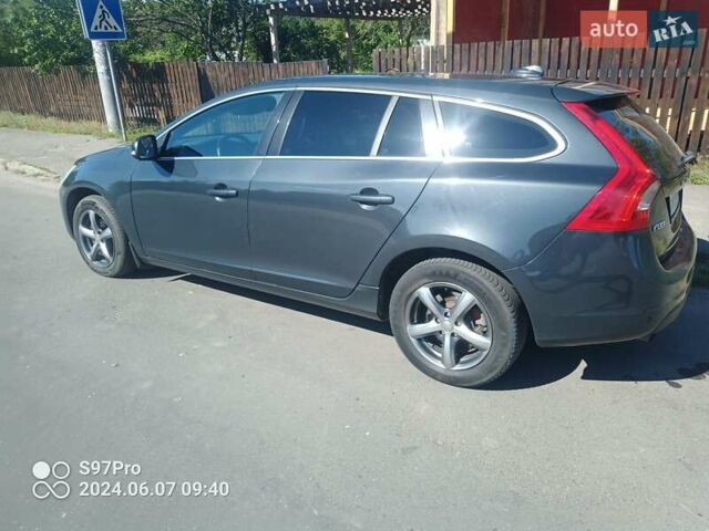 Серый Вольво B60, объемом двигателя 1.98 л и пробегом 450 тыс. км за 8500 $, фото 4 на Automoto.ua